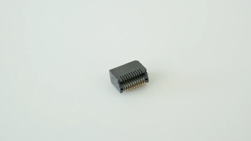 SFP/SFP+ single-port 8Pin connector