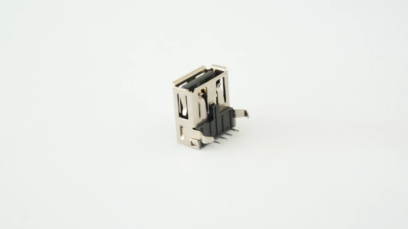 USB 2.0 Type A Sinking Board DIP Female Connector (with rear harpoon pins)