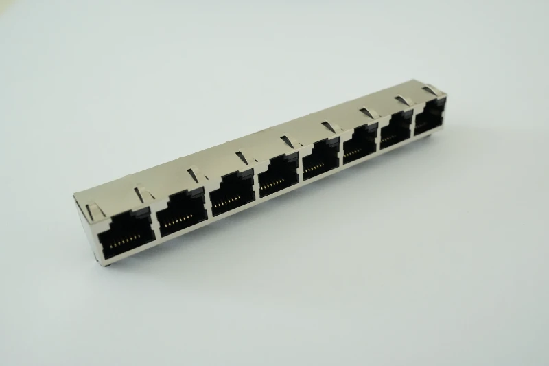 1×8 8P8C shielded RJ45 connector