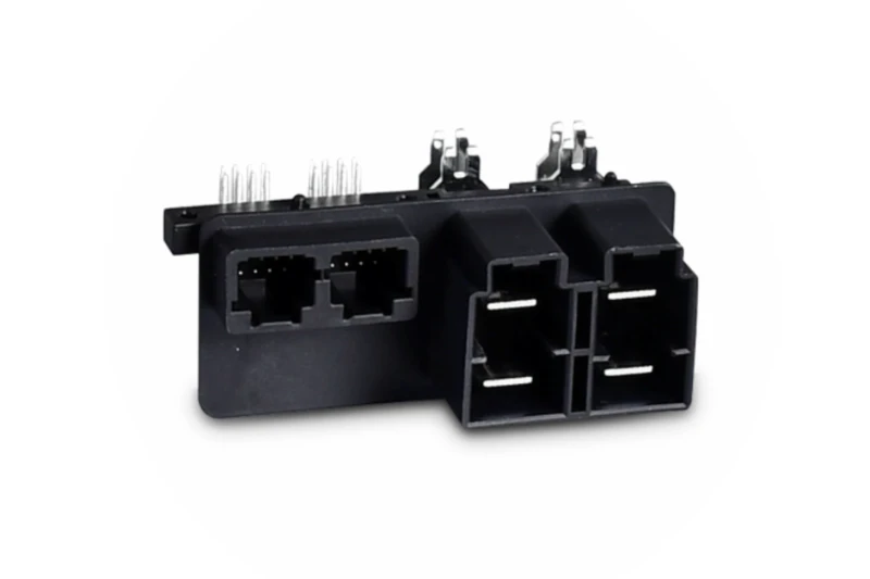 Multi-port integrated PCB connector