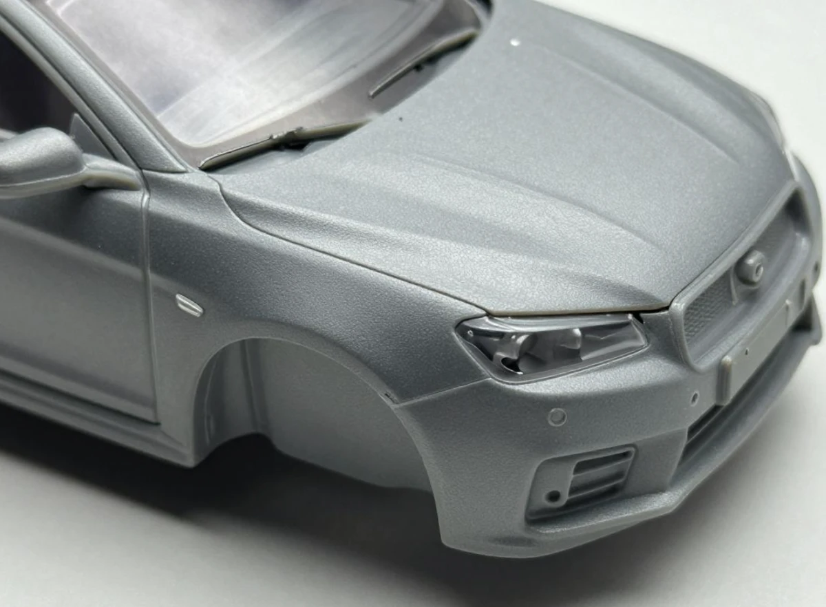 Customized molds and injection molding for automotive parts 2